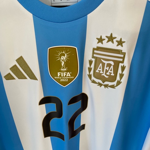 Adidas 2024 Argentina Home Soccer Jersey. Size XL. #22 Lautaro Martínez. - Picture 9 of 14
